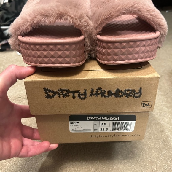 Dirty laundry wedge fur slides pink size 8 brand new - Picture 3 of 3